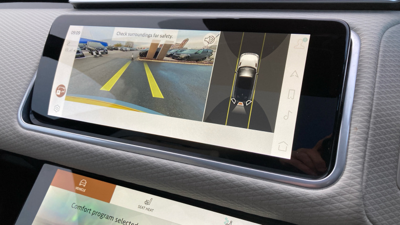 Land Rover Range Rover Velar 2.0 D200 R-Dynamic SE 5dr Auto Diesel Estate